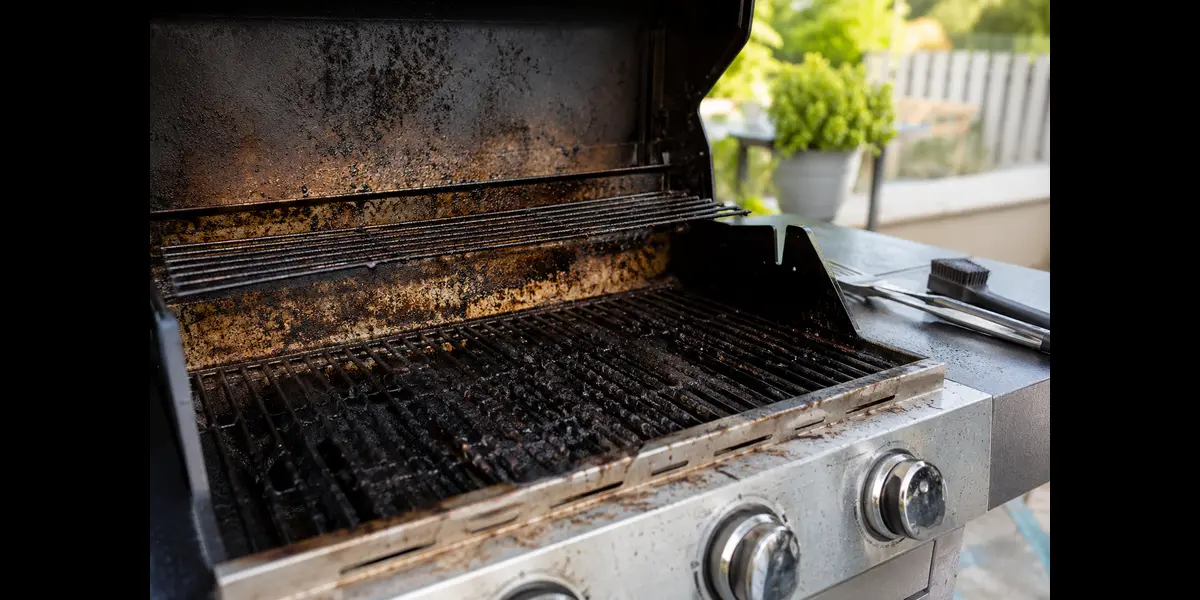 Top Signs Your BBQ Needs Professional Cleaning